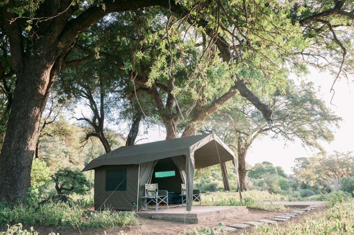 Limpokwena Nature Reserve Tokio Luaran gambar